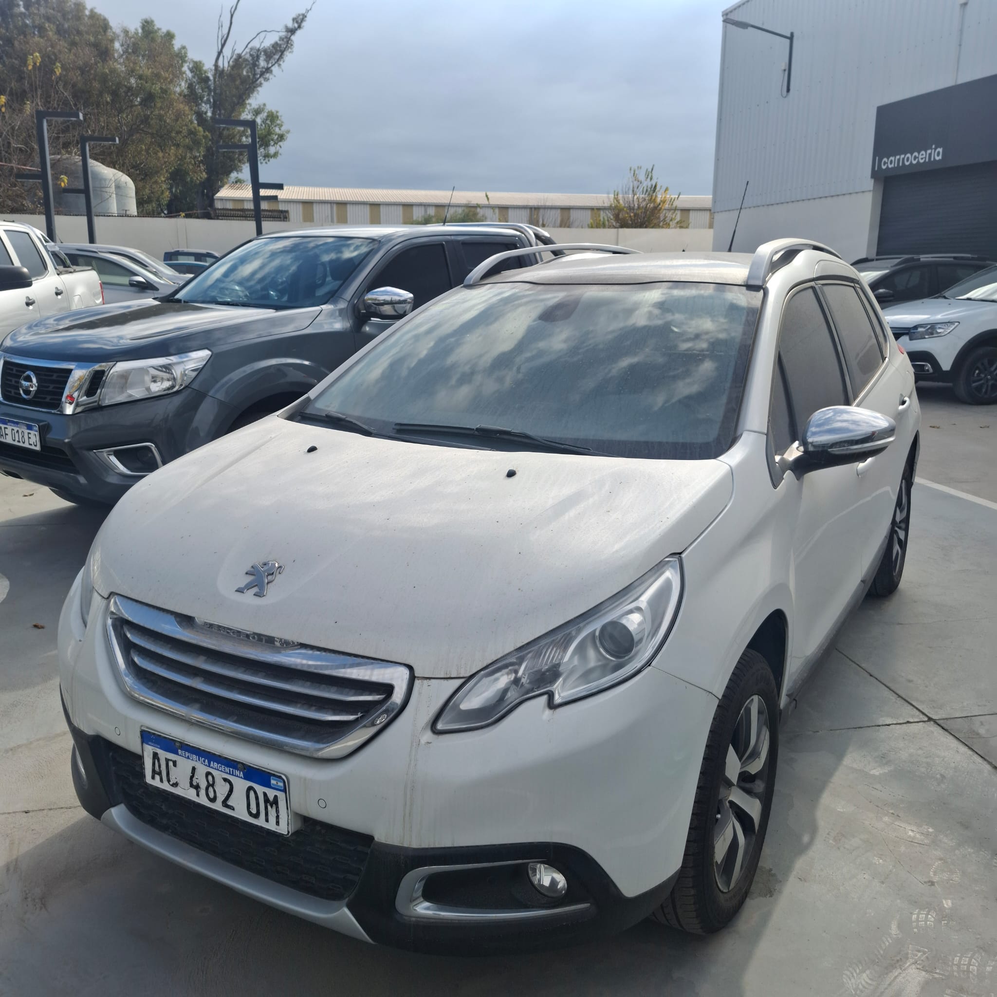 Peugeot 2008 miniatura 5